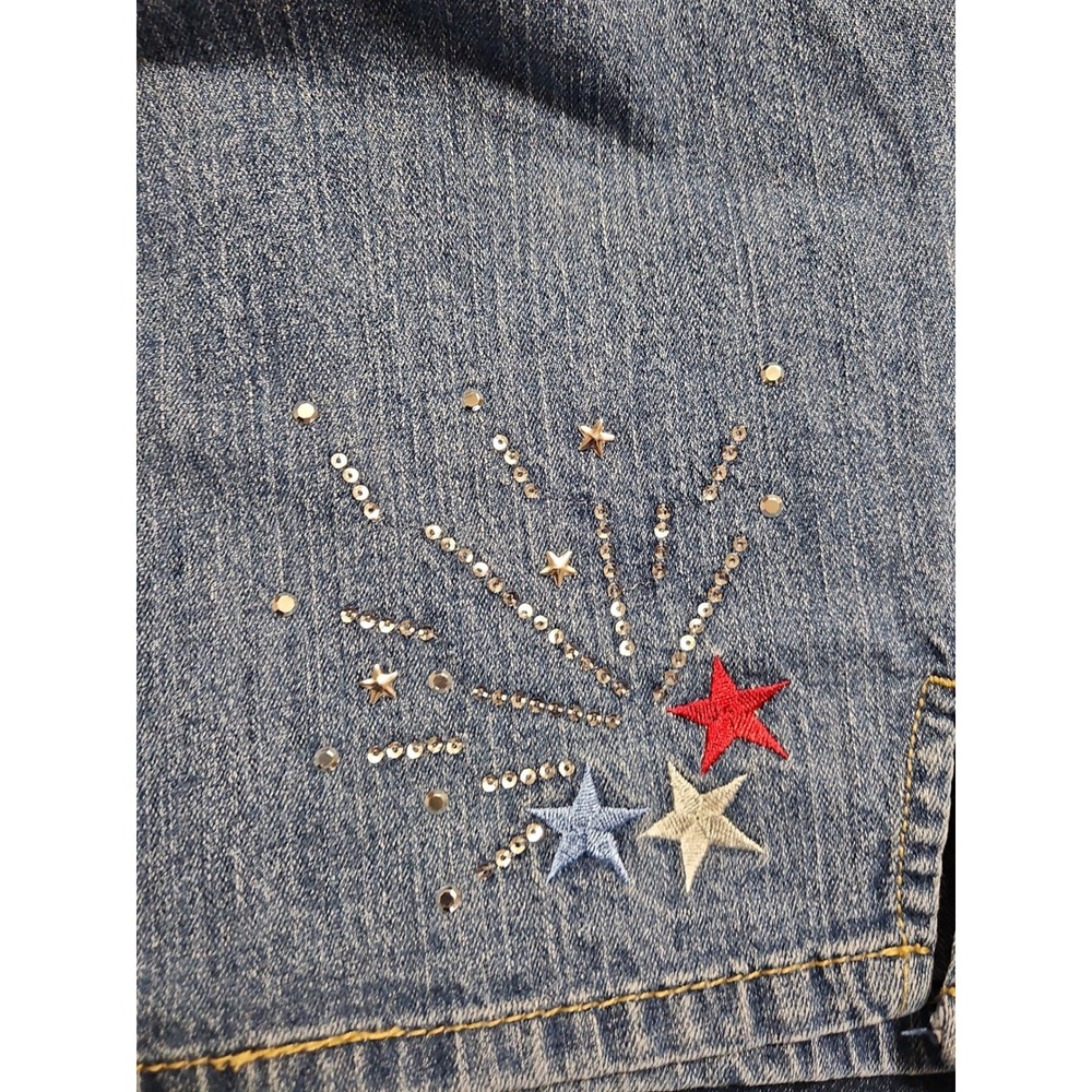 Liz & Me Denim Capri Pants Embroidered Star Sequin Accents Medium Wash 24 0594